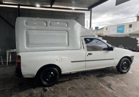 FORD COURIER 1.6 MPI L 8V GASOLINA 2P MANUAL